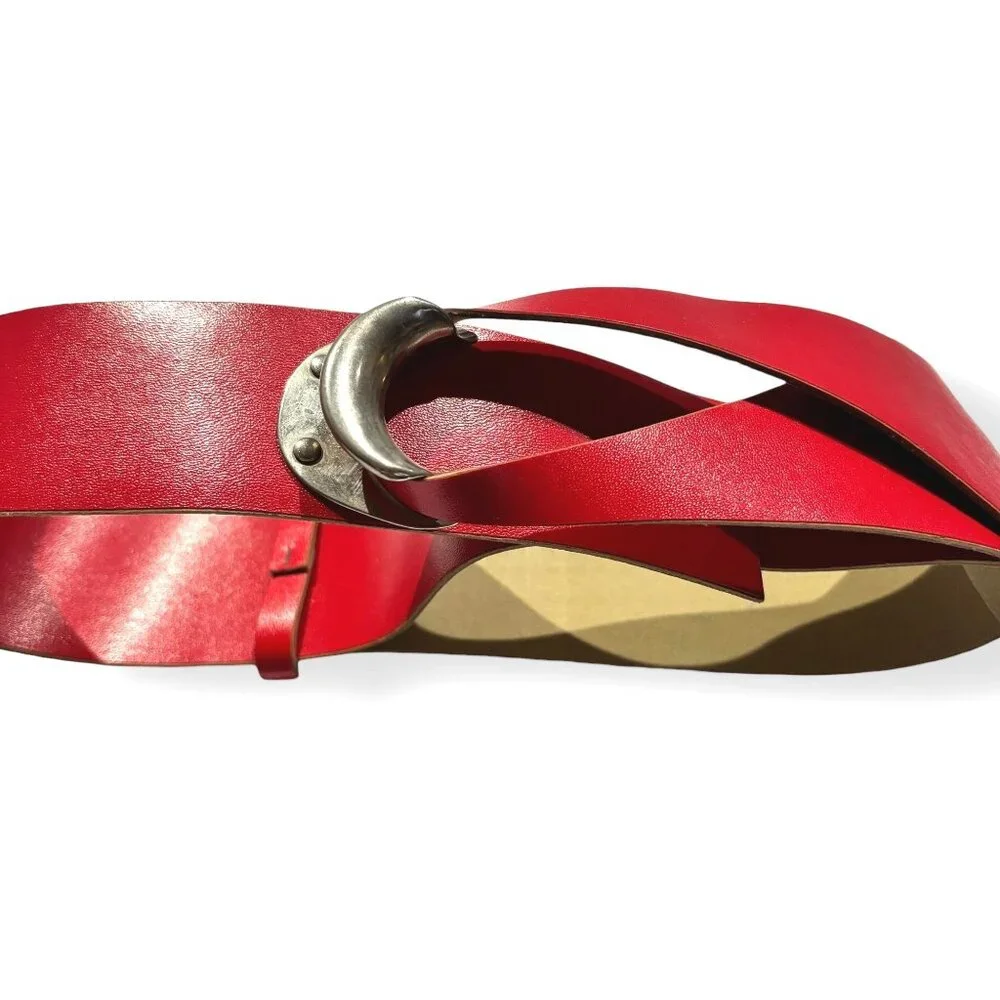 Unbranded vintage crescent